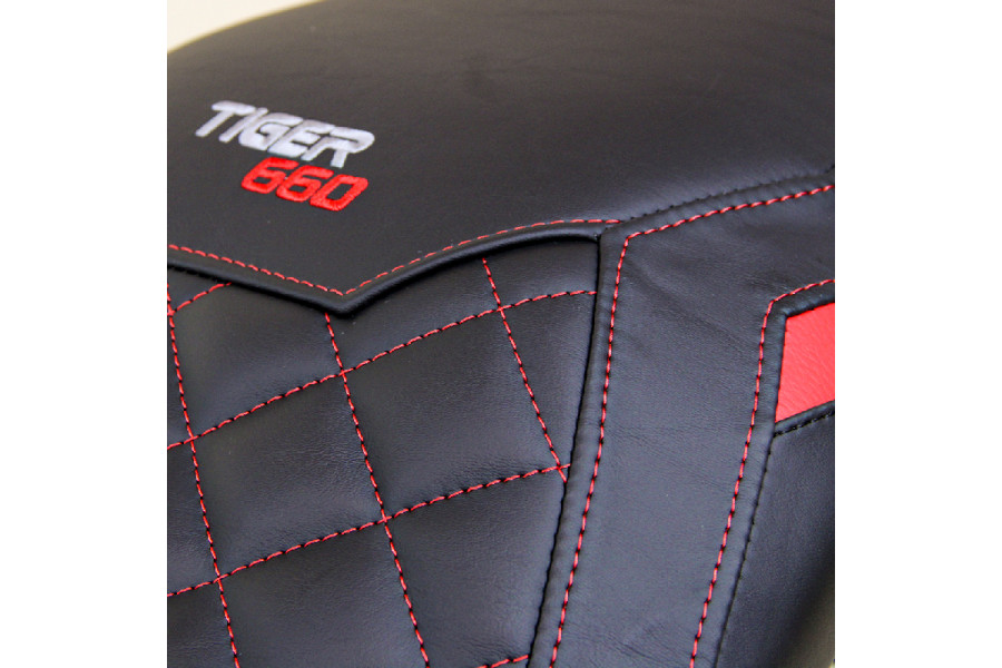 Housse de selle compatible - Triumph Tiger 660 2021-2026 - mod Derry Comfort System Special Edition