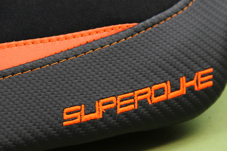 Sitzbezug kompatibel - KTM 1390 Super Duke R  2024-2026 - mod Kalix special Velvet Comfort System